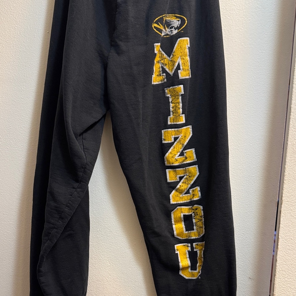Mizzou Black Sweatpants - Picture 3 of 5